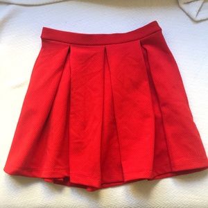 Pleated skirt